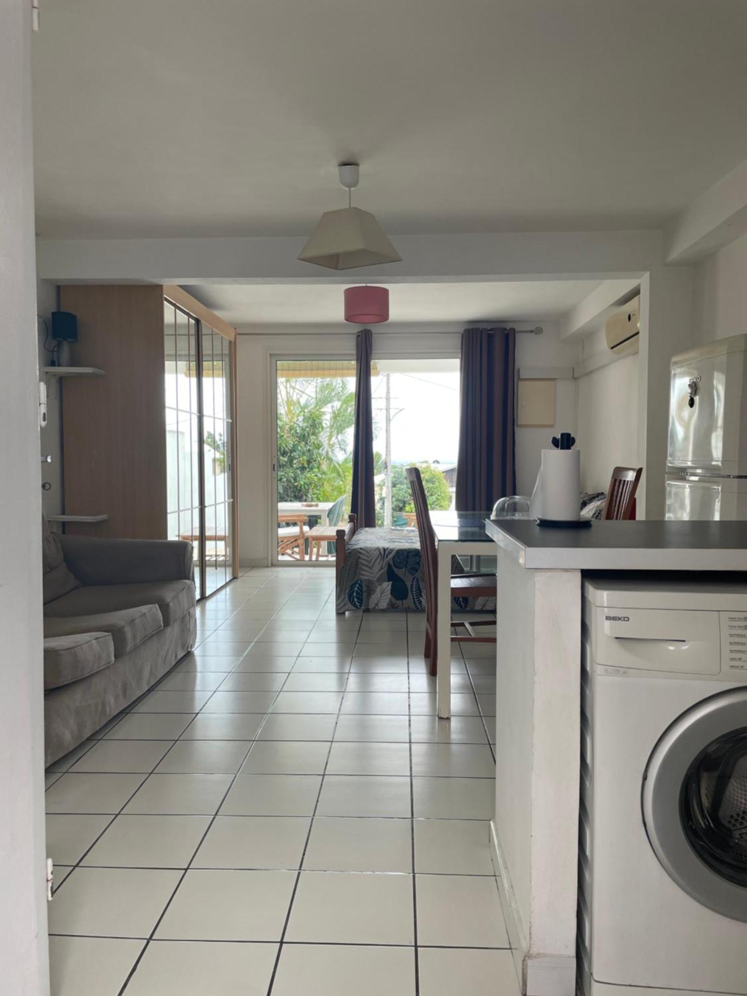 Studio 40M2 Saint Gilles Les Bains Exterior photo