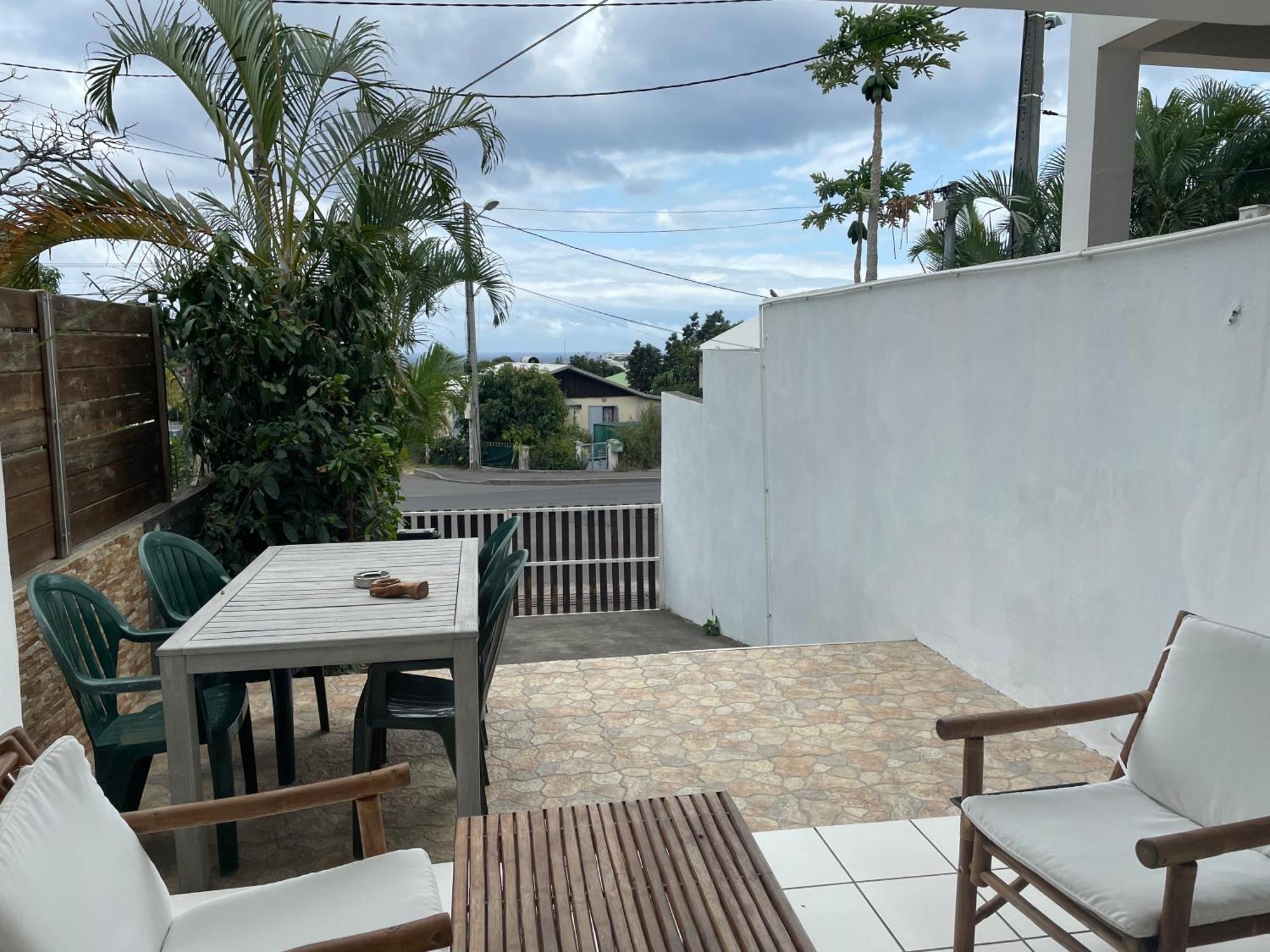 Studio 40M2 Saint Gilles Les Bains Exterior photo